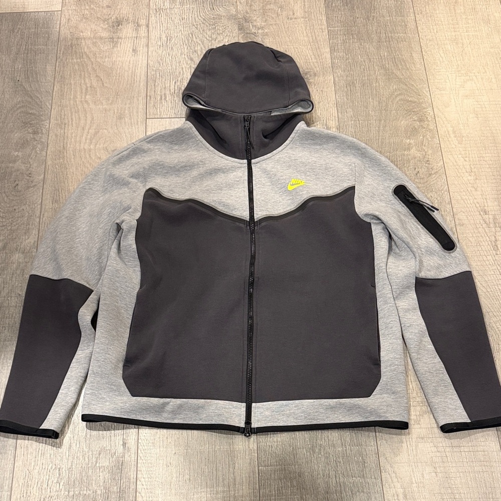Nike Tech Fleece Men’s Grey, Black & Neon Yellow